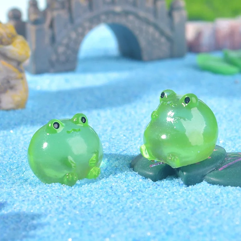 10/20/30 個発光グリーンカエルドールハウスミニチュア - Bonsai Garden Miniature のレビューと価格